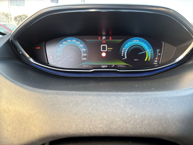 Fahrzeugabbildung Peugeot 3008 Allure Pack PHEV AHK Navi Digitales Cockpit 360 Kamera LED El. Heckklappe