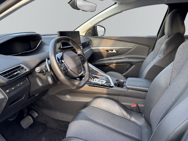 Fahrzeugabbildung Peugeot 3008 Allure Pack PHEV AHK Navi Digitales Cockpit 360 Kamera LED El. Heckklappe