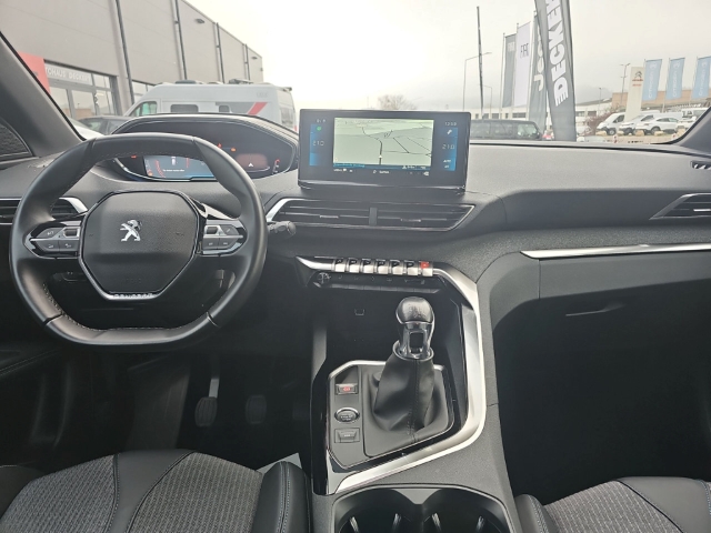 Fahrzeugabbildung Peugeot 3008 Allure Pack 1.2 PureTech Navi Digitales Cockpit LED 2-Zonen-Klimaautom DAB SHZ