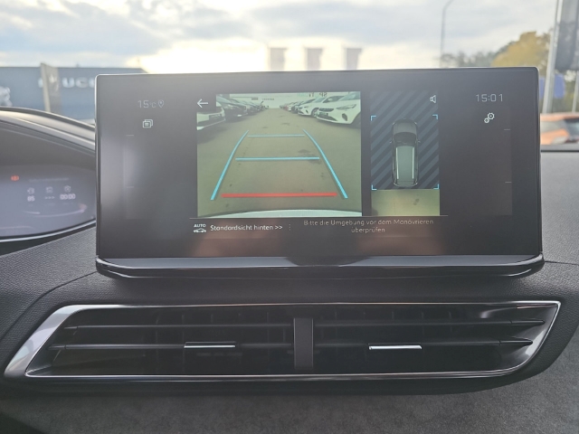 Fahrzeugabbildung Peugeot 5008 GT 1.2 PureTech 130 7-Sitzer El. Panodach Navi Digitales Cockpit LED ACC 2-Zonen-Klimaautom