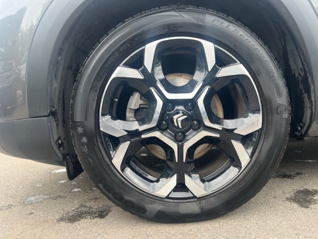 Fahrzeugabbildung Citroen C5 Aircross C-Series 360 Kamera LED Mehrzonenklima SHZ Keyless Totwinkelassistent Spurhalteass. Verkehrszeichenerk.
