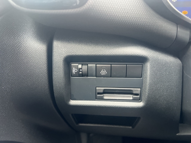 Fahrzeugabbildung Citroen C5 Aircross C-Series 360 Kamera LED Mehrzonenklima SHZ Keyless Totwinkelassistent Spurhalteass. Verkehrszeichenerk.