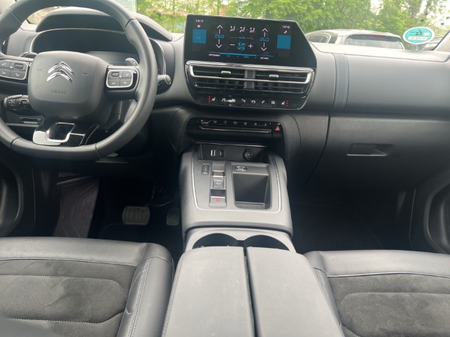 Fahrzeugabbildung Citroen C5 Aircross C-Series 360 Kamera LED Mehrzonenklima SHZ Keyless Totwinkelassistent Spurhalteass. Verkehrszeichenerk.