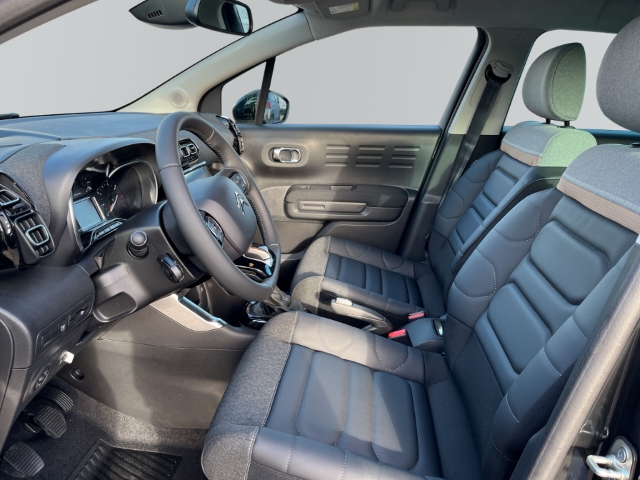 Fahrzeugabbildung Citroen C3 Aircross Shine Pack 1.2 PureTech 110 HUD Navi Apple CarPlay Android Auto Klimaautom