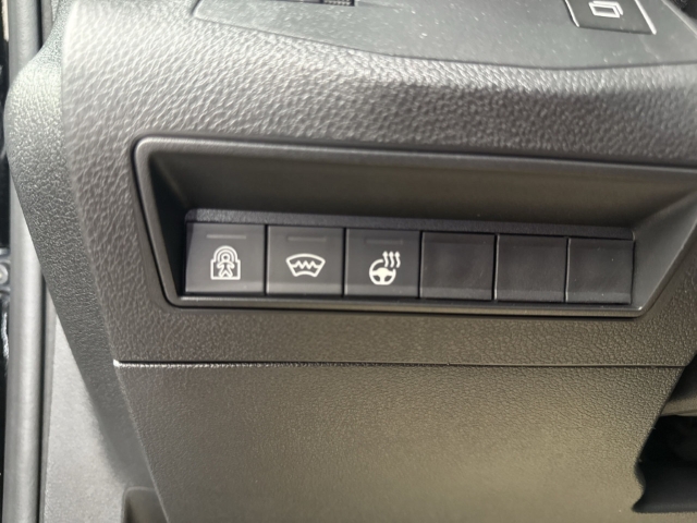 Fahrzeugabbildung Citroen Berlingo Max XL Blue Hdi 130 - mit KI generiert/bearbeitet