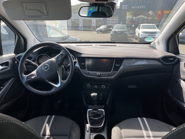 Fahrzeugabbildung Opel Crossland Elegance AHK Navi LED Apple CarPlay Android Auto Mehrzonenklima Musikstreaming